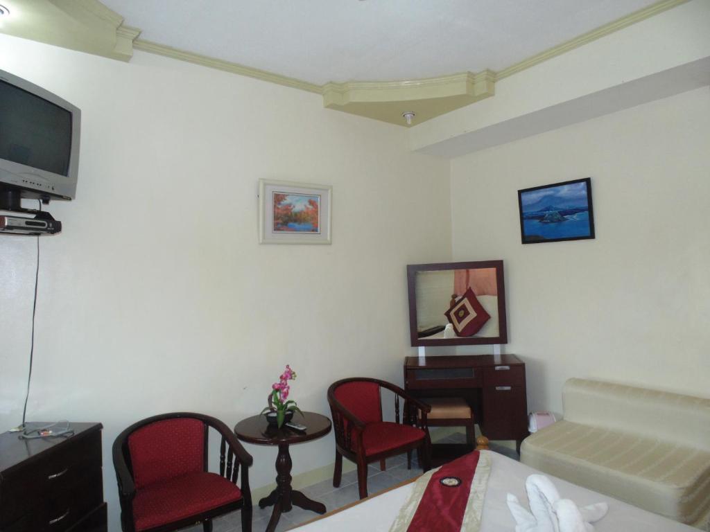 Royal Taal Inn Tagaytay City Habitación foto