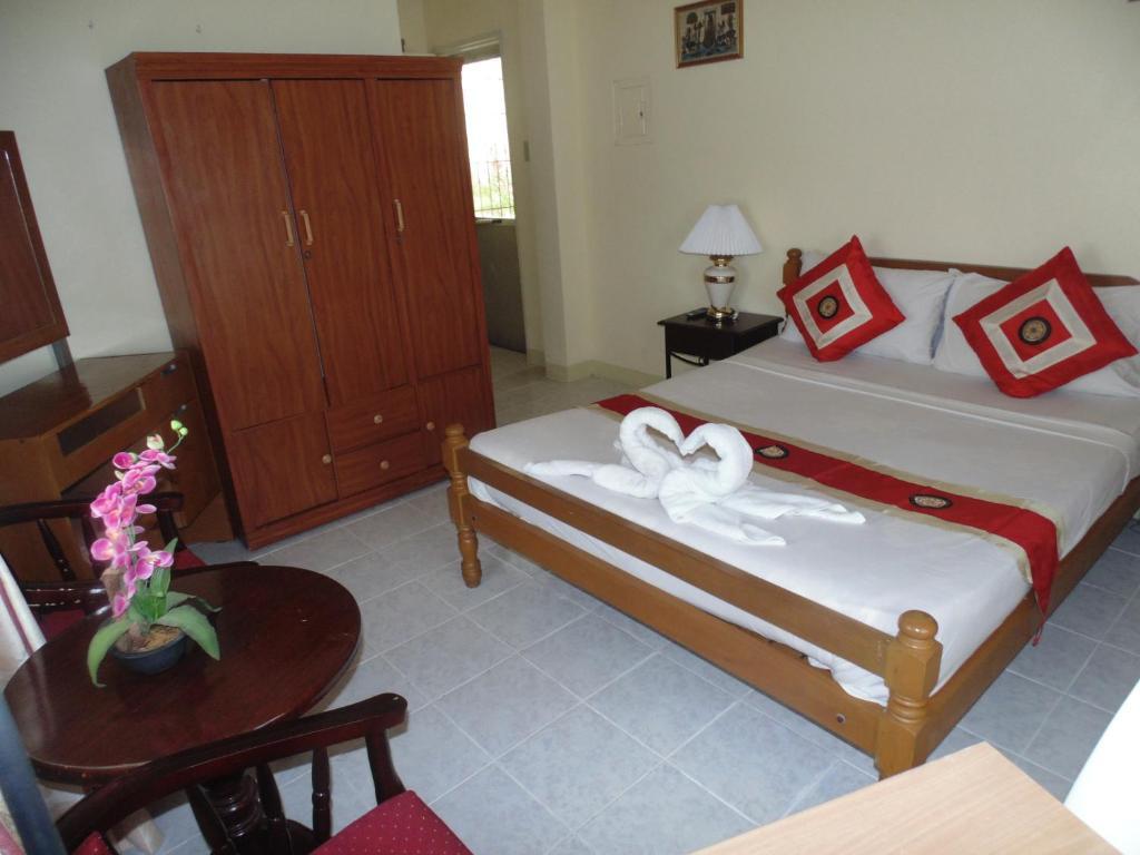 Royal Taal Inn Tagaytay City Habitación foto